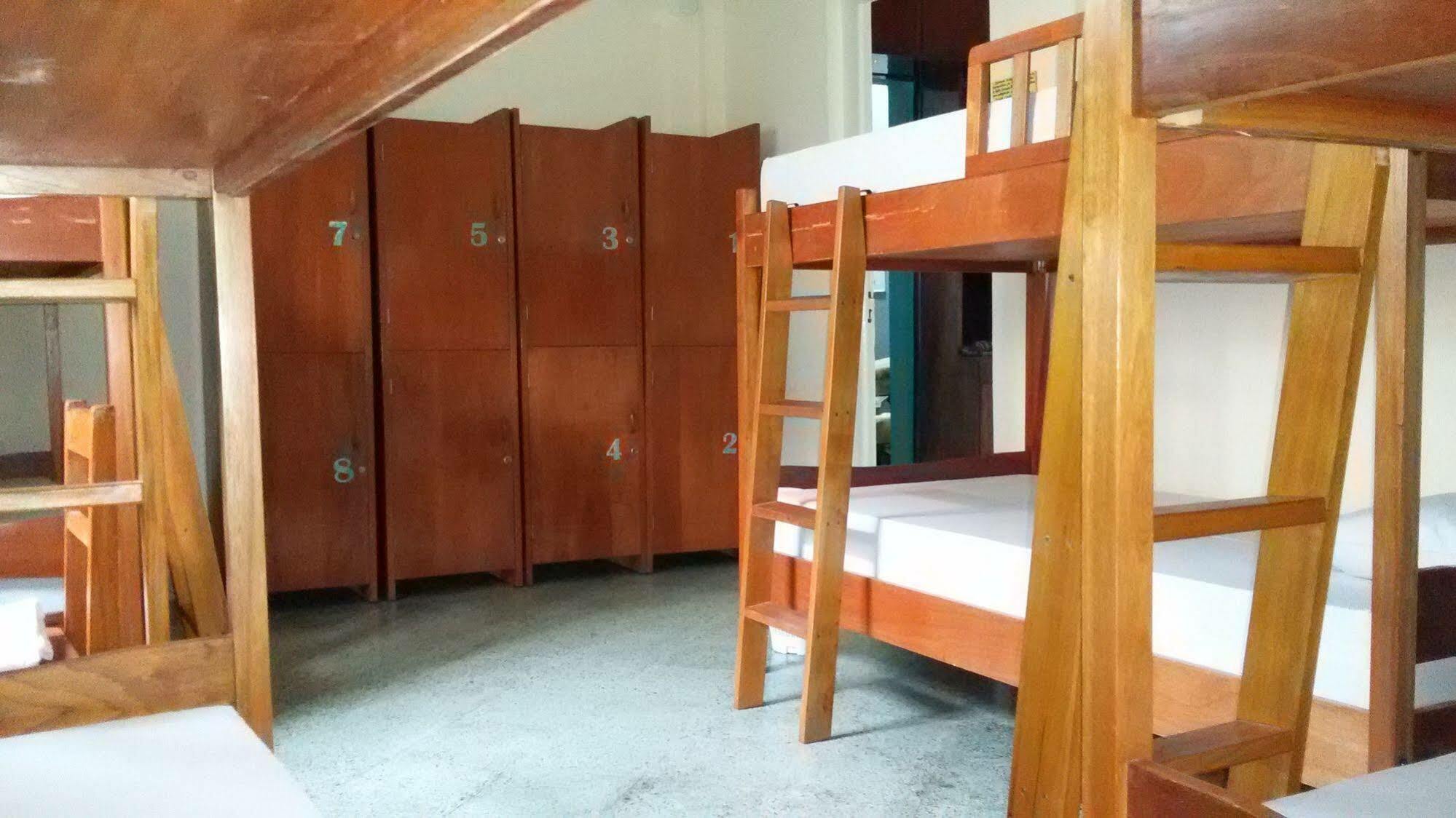 Hamaca Paraguaya Hostel Асунсьон Экстерьер фото